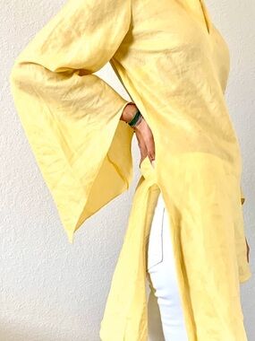 Sunny Yellow Bell-Sleeve Tunic Top